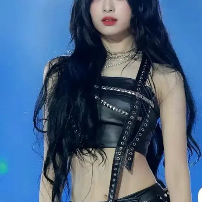 [BUNJANG] BABYMONSTER Ahyeon Stage Outfit Set / 베이비몬스터 아현 공연의상