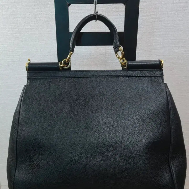 [BUNJANG] Dolce &amp; Gabbana Sicily Grain Leather Tote Bag / 돌체앤가바나 정품 시칠리 그레인 레더 토트백 (블랙/골드)