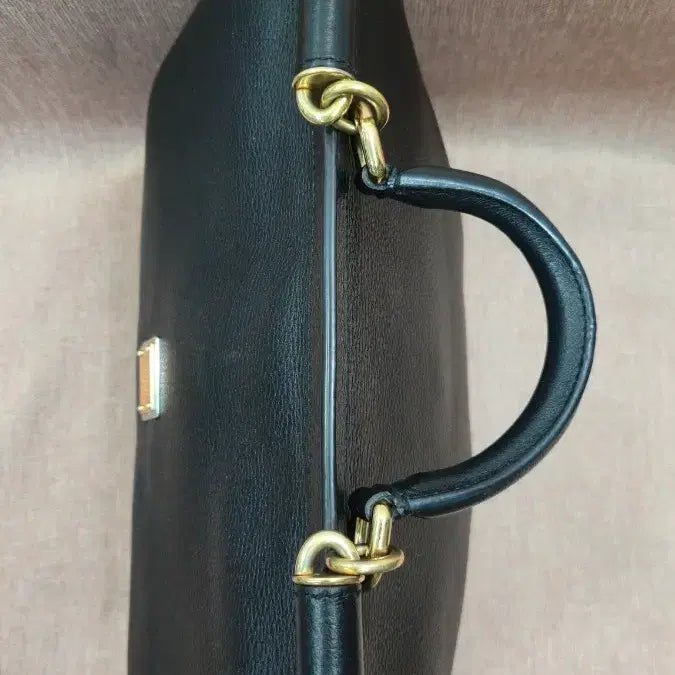 [BUNJANG] Dolce &amp; Gabbana Sicily Grain Leather Tote Bag / 돌체앤가바나 정품 시칠리 그레인 레더 토트백 (블랙/골드)