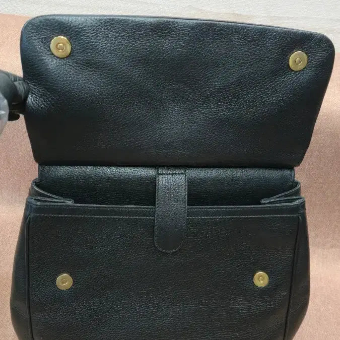 [BUNJANG] Dolce &amp; Gabbana Sicily Grain Leather Tote Bag / 돌체앤가바나 정품 시칠리 그레인 레더 토트백 (블랙/골드)