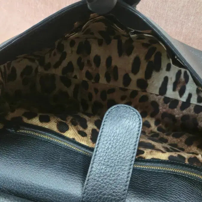 [BUNJANG] Dolce &amp; Gabbana Sicily Grain Leather Tote Bag / 돌체앤가바나 정품 시칠리 그레인 레더 토트백 (블랙/골드)