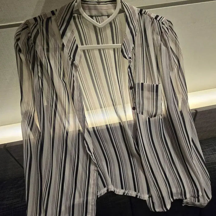 [BUNJANG] Stripe See-Through Blouse / 스트라이프 시스루 블라우스