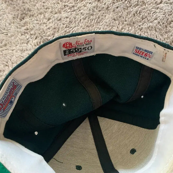 [BUNJANG] New Era Oakland Vintage Cap / vtg 빈티지 뉴에라 오클랜드 캡