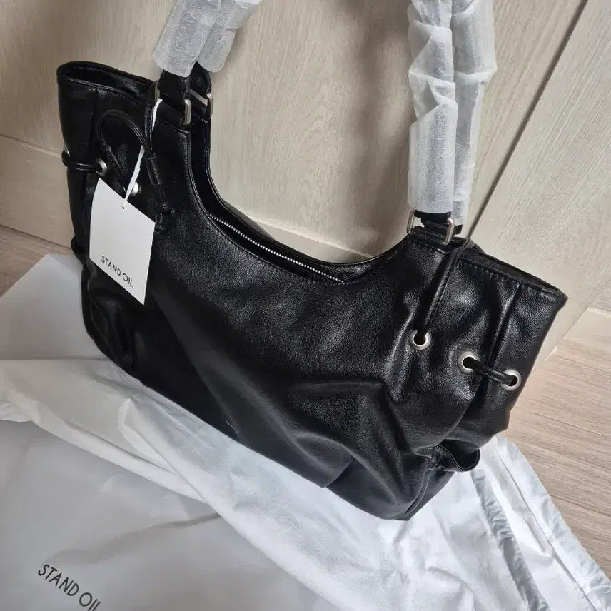 [SOLD OUT] 스탠드오일 브리지백 블랙 새상품