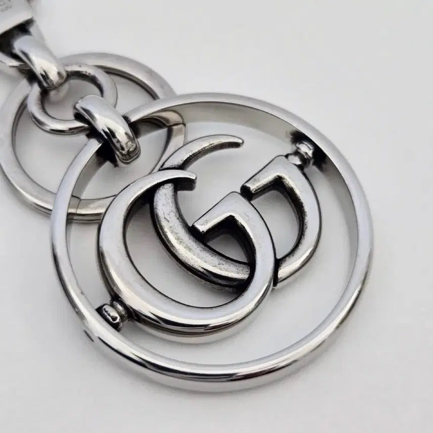 [BUNJANG] Gucci 752067 Palladium-Tone Metal Double G Chain Keyring / 구찌 752067 팔라듐 톤 메탈 더블 G 체인 키링
