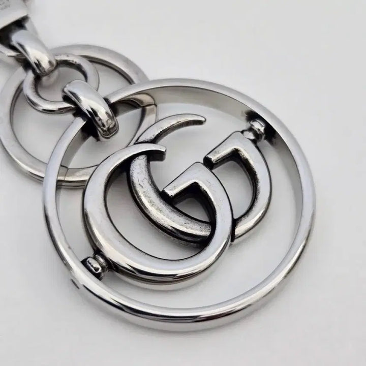 [BUNJANG] Gucci 752067 Palladium-Tone Metal Double G Chain Keyring / 구찌 752067 팔라듐 톤 메탈 더블 G 체인 키링