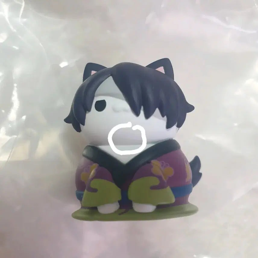 [BUNJANG] Gintama Mega Cat Figure &amp; Badge Set / 은혼 메가캣 피규어 뱃지 타카스기&amp;카무이 일괄