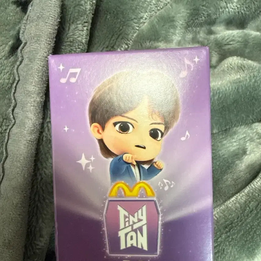 [BUNJANG] BTS V Happy Meal Figure / 방탄 해피밀 V(뷔)