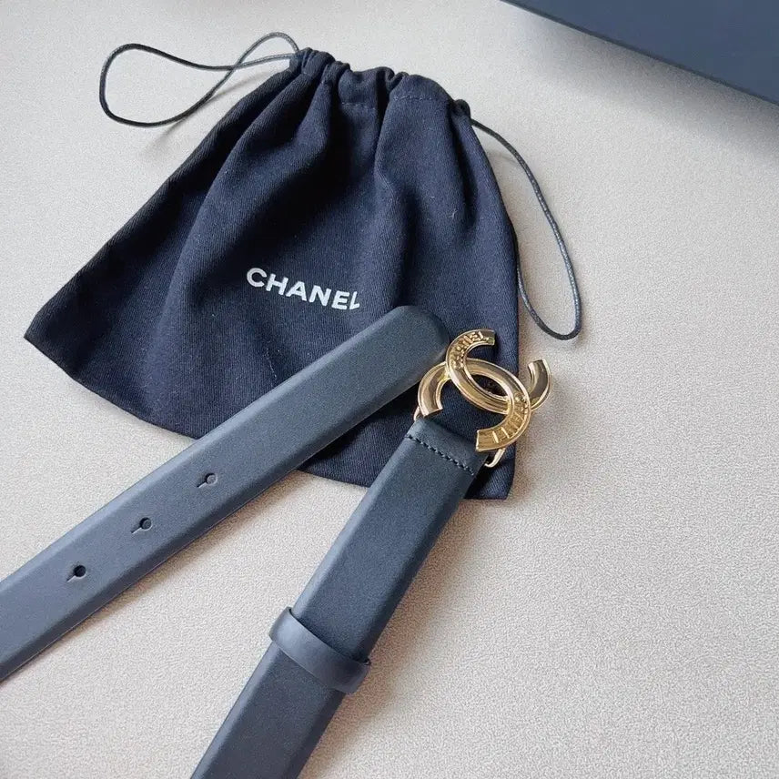 [BUNJANG] Chanel Black Leather Belt Gold Logo / 샤넬 블랙 레더 벨트 금장 로고