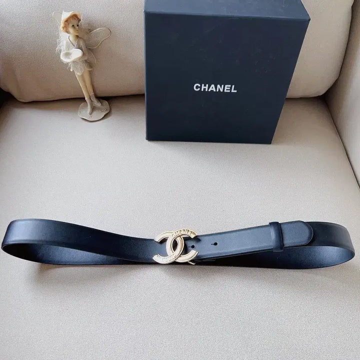 [BUNJANG] Chanel Black Leather Belt Gold Logo / 샤넬 블랙 레더 벨트 금장 로고