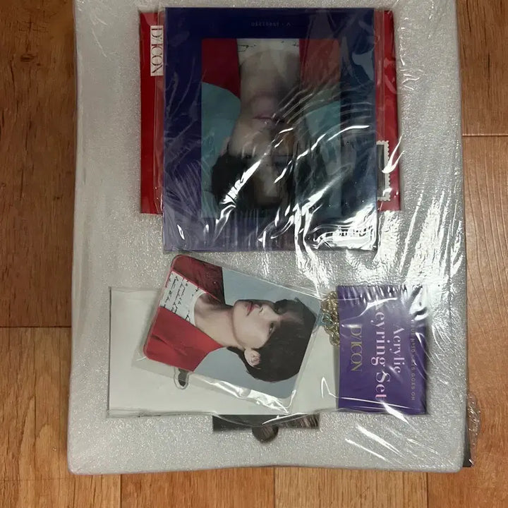 [BUNJANG] Dispatch BTS Dicon Magazine (Jungkook + V) Sealed / (미개봉) 디스패치 BTS 디아이콘 Dicon 미개봉 잡지(정국+뷔)