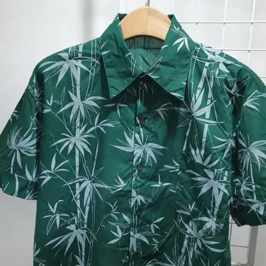 [BUNJANG] MAN Bamboo Printed Short Sleeve Hawaiian Shirt / 대나무 프린팅 반팔 하와이안셔츠 (MAN L-100)