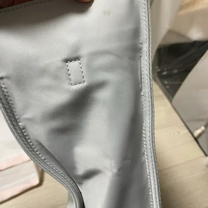 [BUNJANG] Jill by Jill Stuart Recycled Nylon Large Shoulder Bag / 질바이질스튜어트 가방 블랙 리사이클 나일론 라지 숄더백(쭈언니)