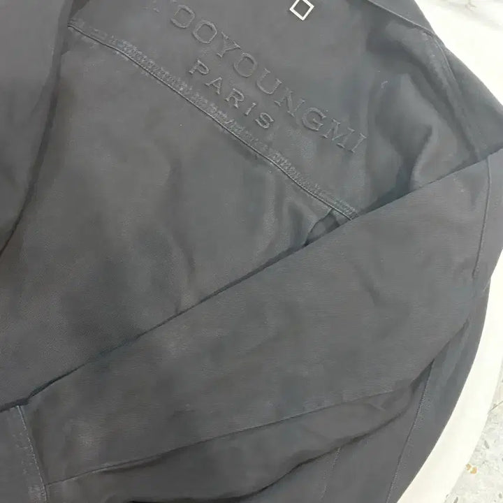 [BUNJANG] Wooyoungmi Black Denim Embossing Denim Jacket Size 50 / 우영미 흑청 엠보싱 데님 자켓 50사이즈