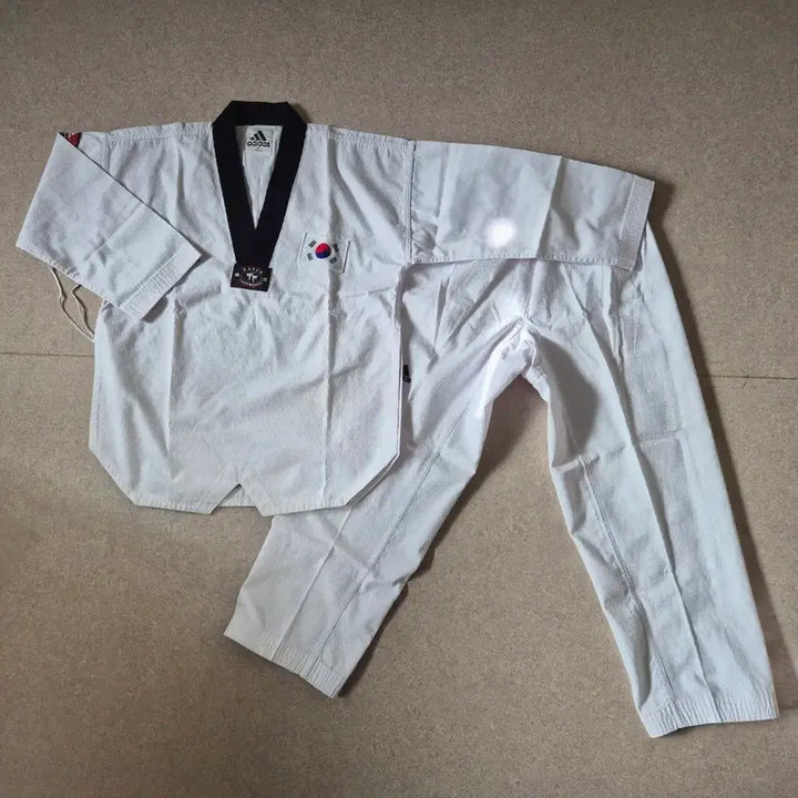 [SOLD OUT] 아디다스 태권도 단도복