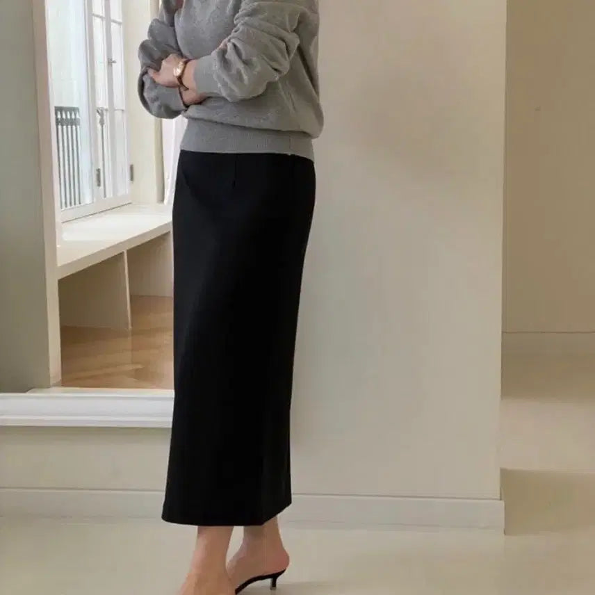 [BUNJANG] Bloom in May Pond Round Knit - Gray / 블룸인메이 폰드 라운드 니트 - 그레이 (셀렉제품)
