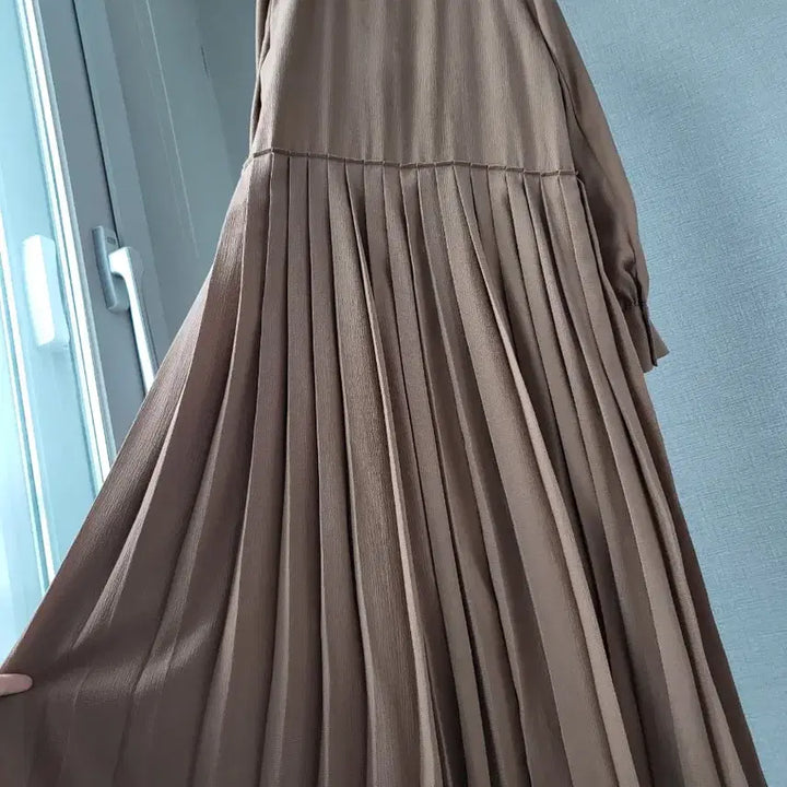 [BUNJANG] G Studio Pleated Long Dress / g studio 플리츠 풍성롱원피스