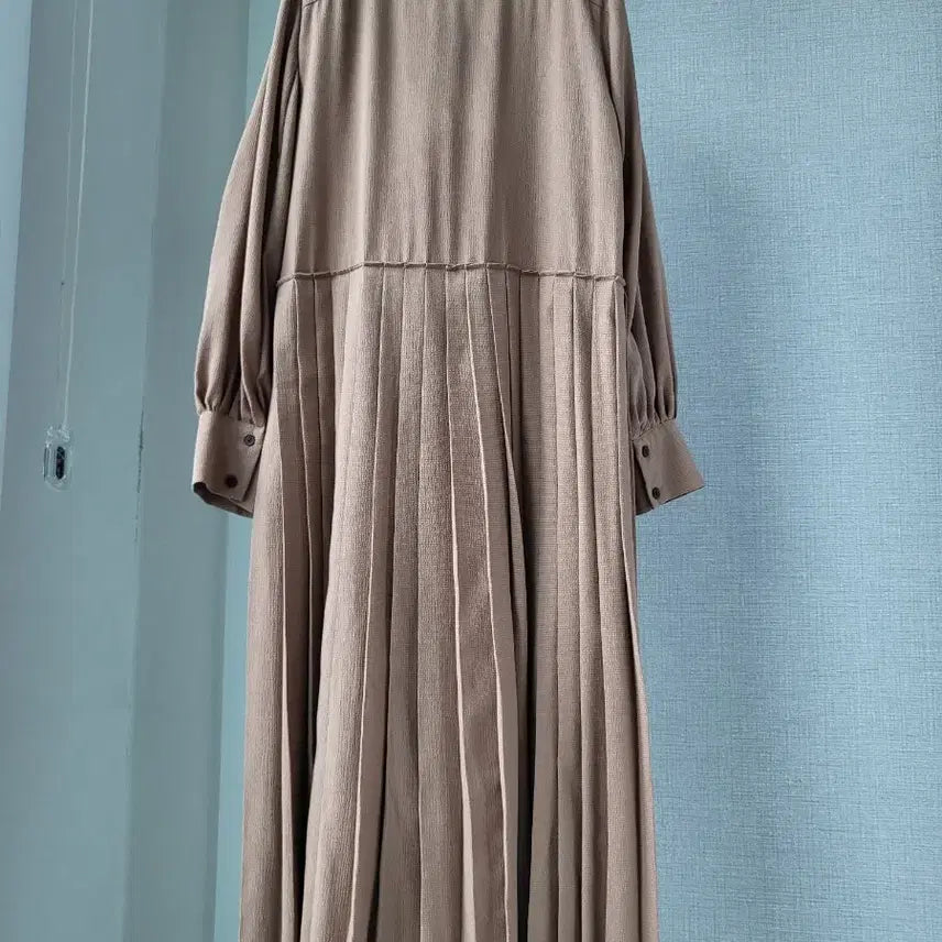 [BUNJANG] G Studio Pleated Long Dress / g studio 플리츠 풍성롱원피스
