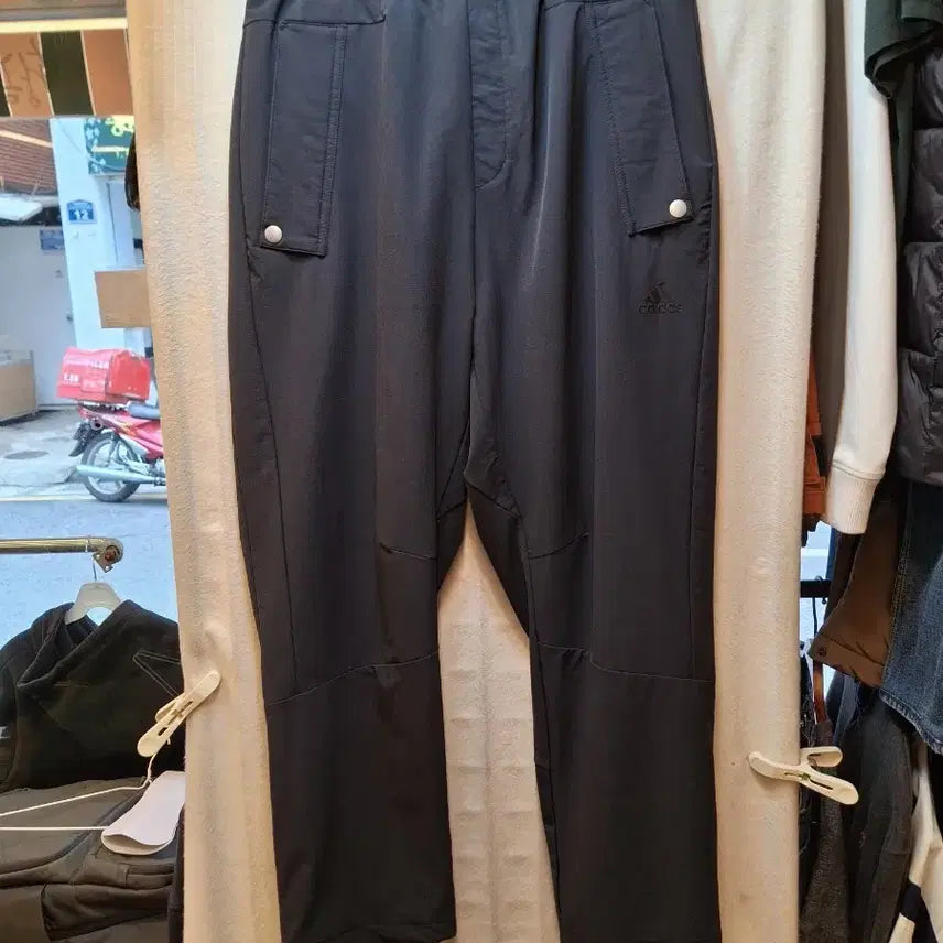 [BUNJANG] Adidas Black Training Pants / 아디다스 블랙 트레이닝 바지