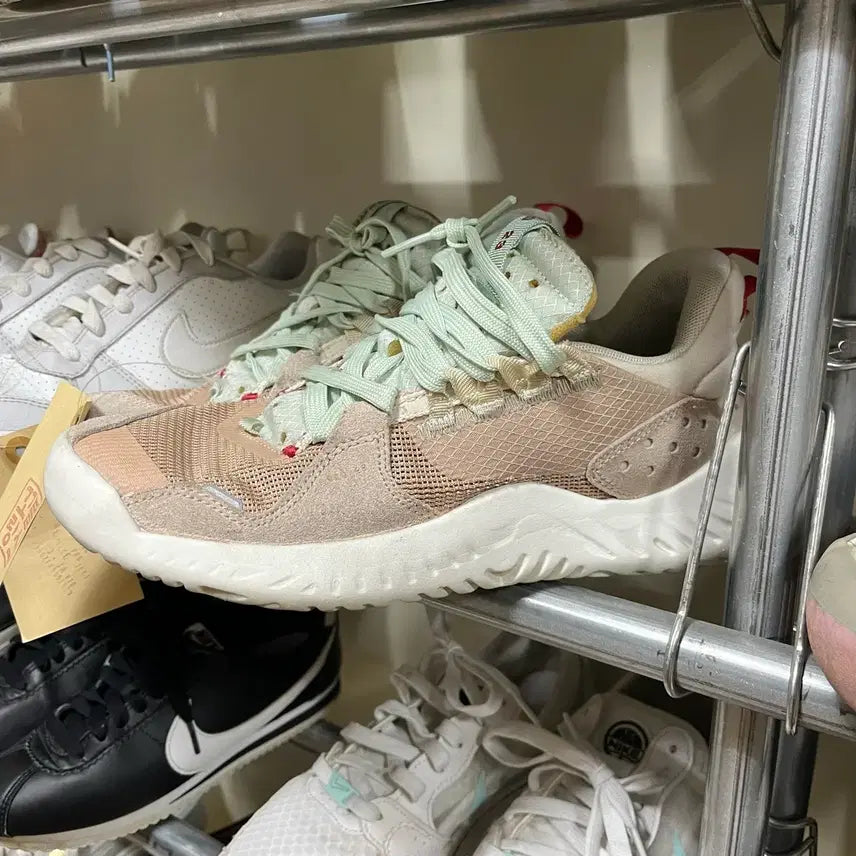 [BUNJANG] Nike Jordan Delta 3 Low Beige Sneakers / 나이키 조던 Delta 3 로우 베이지 240