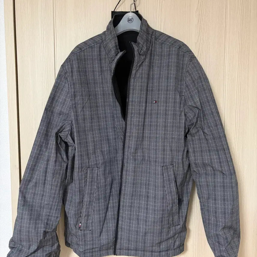 [BUNJANG] Tommy Hilfiger Black Reversible Jumper / 타미힐피거 블랙 남성 양면 점퍼