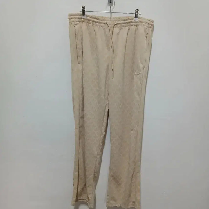 [SOLD OUT] 아디다스 오리지널 그래픽 모노그램 트랙팬츠
