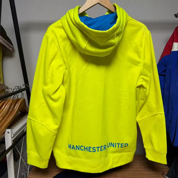 [BUNJANG] Manchester United Hoodie (Size L) / 맨체스터 유나이티드 후드티 / L 100사이즈