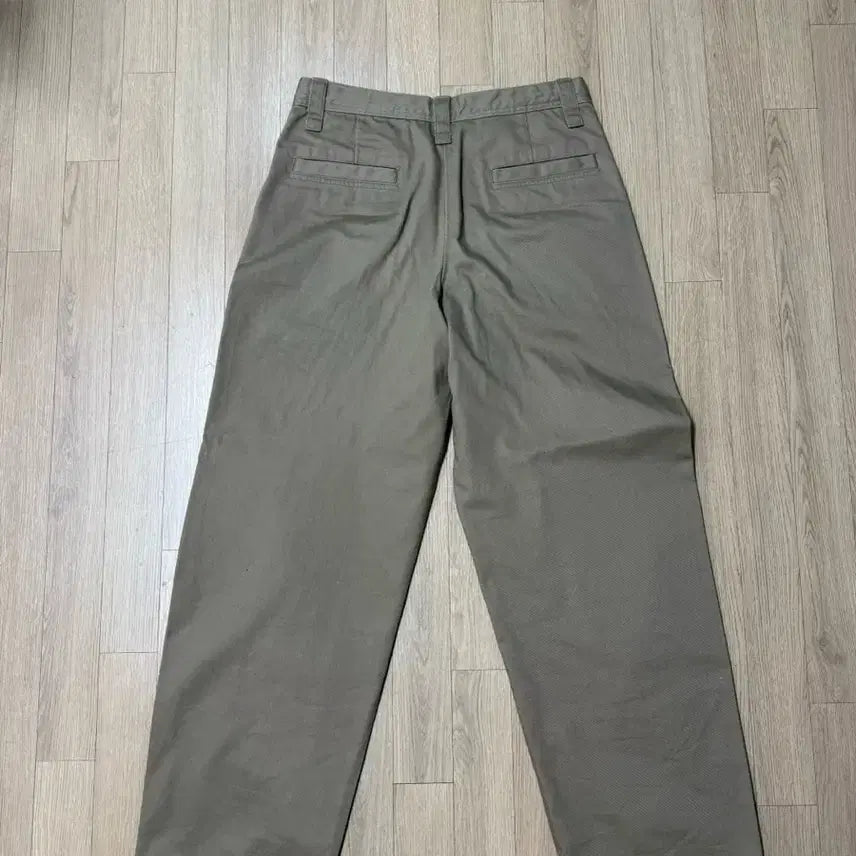 [BUNJANG] Uniqlo U Wide Fit Chino Pants / 유니클로 U 와이드핏 치노 팬츠