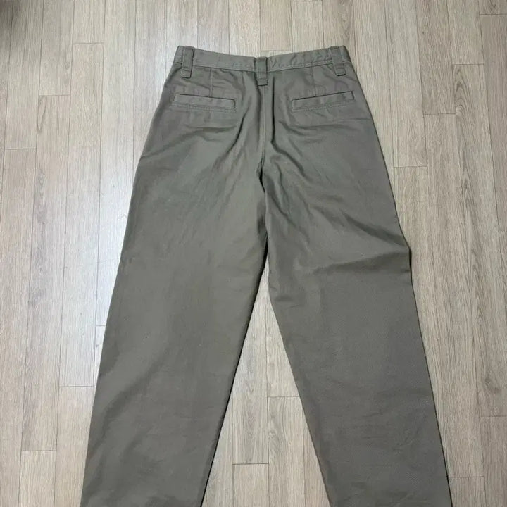 [BUNJANG] Uniqlo U Wide Fit Chino Pants / 유니클로 U 와이드핏 치노 팬츠