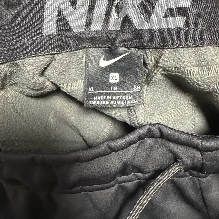 [BUNJANG] Nike Black Dri-FIT Sportswear Pants / 나이키 블랙 드라이핏 운동 바지