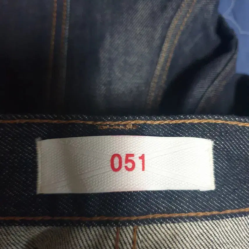 [SOLD OUT] (새상품급) 플랙 051 칸디아니 스티즈 스트레이트 생지 데님진 (34)