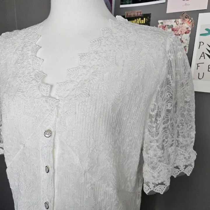 [BUNJANG] Lace Short Sleeve Blouse / 레이스 반팔 블라우스