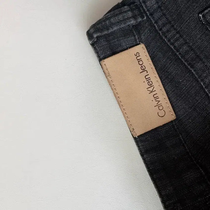 [BUNJANG] Calvin Klein Black Jeans / 캘빈클라인 블랙진 바지