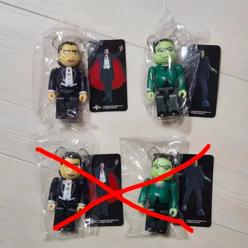 [BUNJANG] Bearbrick Dracula Frankenstein Set / 베어브릭 드라큘라 프랑켄슈타인 세트