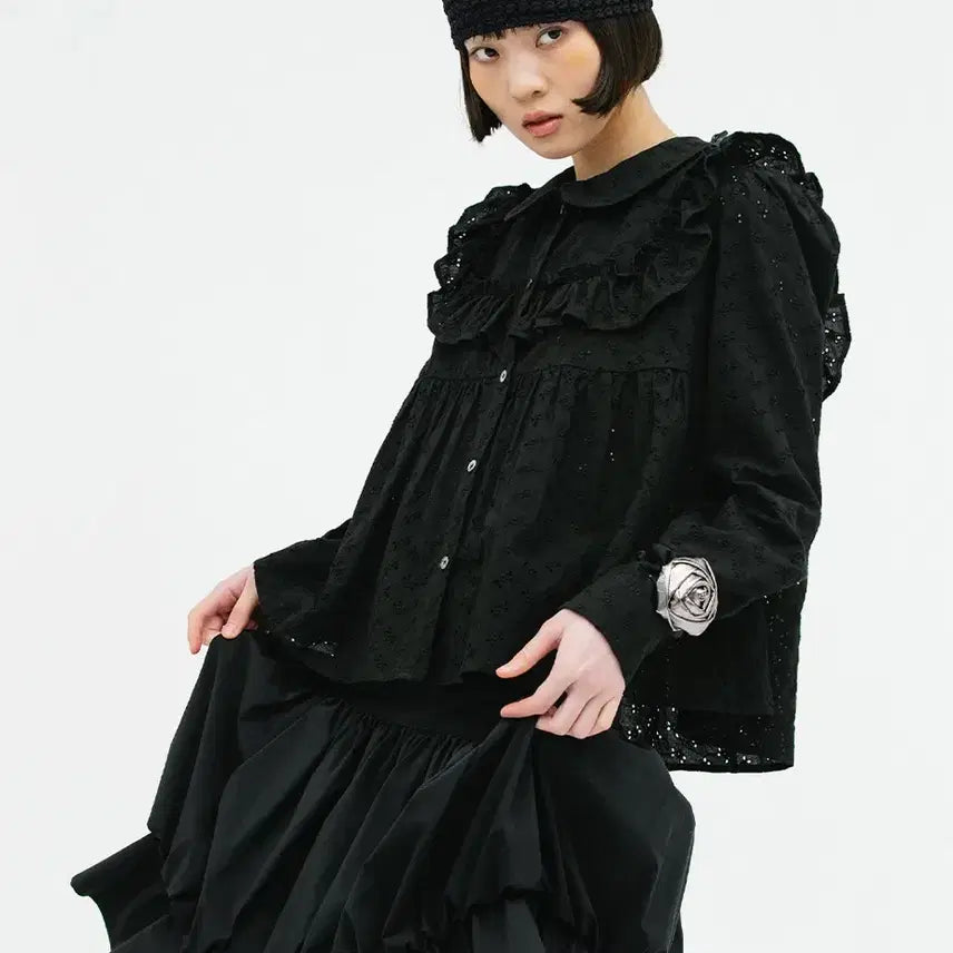 [BUNJANG] Saenggin Studio Lace Ruffle Blouse / 생긴스튜디오 레이스 러플 블라우스