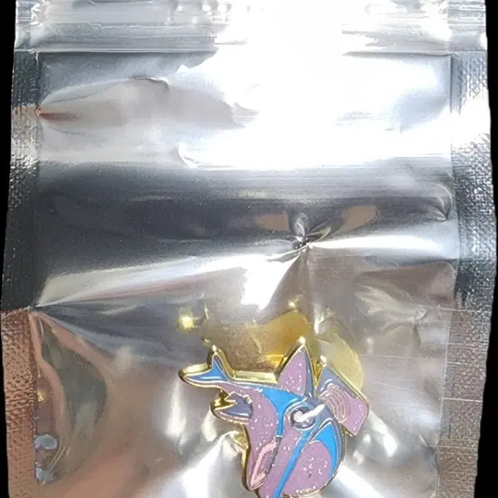 [BUNJANG] Zutomayo Whale Gacha Badge / 즛토마요 고래 가챠 뱃지 계속 한밤중이면 좋을텐데