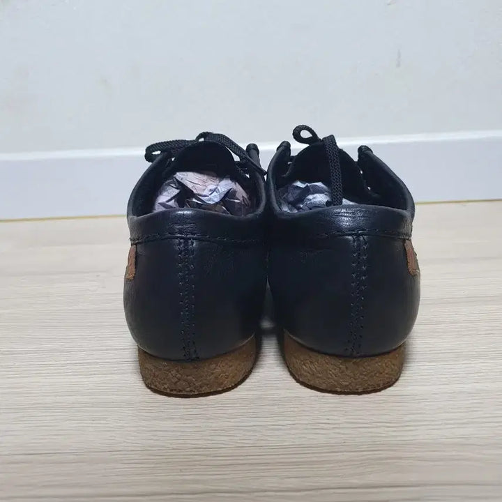 [SOLD OUT] 클락스 샤크레 로퍼 255