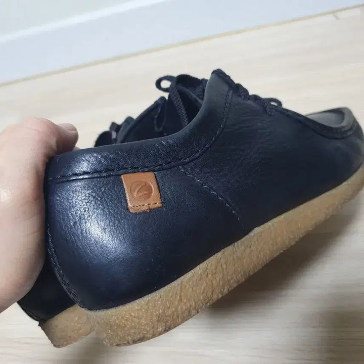 [SOLD OUT] 클락스 샤크레 로퍼 255