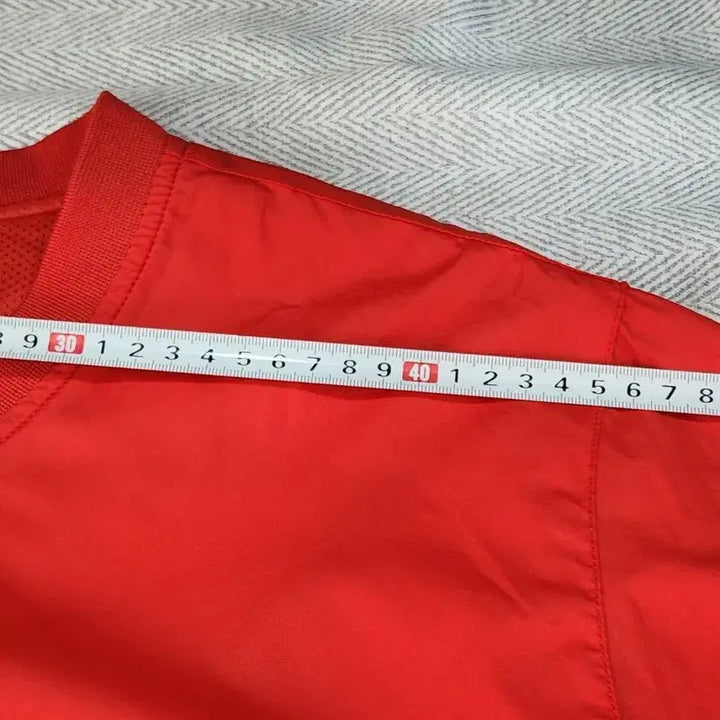 [SOLD OUT] [M] 디아도라 웜업 브이넥 바람막이 긴팔티 여성 M