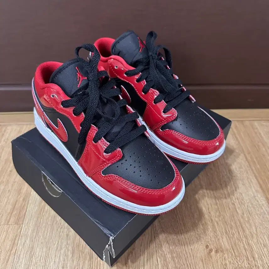 [BUNJANG] (실착 1회/S급) 조던 1 로우 - 상태 최상 풀박스(230mm) / (실착 1회/S급) 조던 1 로우 - 상태 최상 풀박스(230mm)