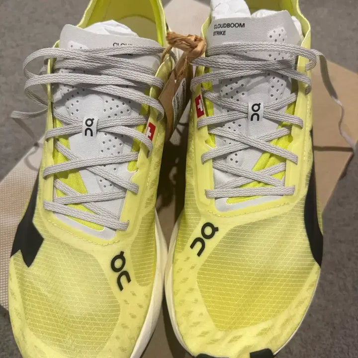 [BUNJANG] ON Cloudboom Strike Yellow Running Shoes / (270) ON Cloudboom Strike 옐로우 새상품/온러닝 클붐