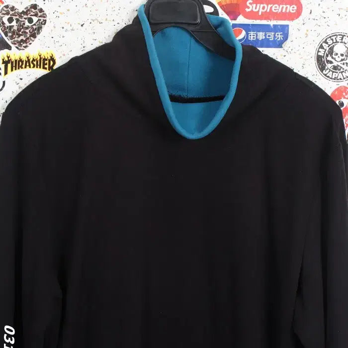[BUNJANG] MESI J Black Turtleneck T-Shirt Women&