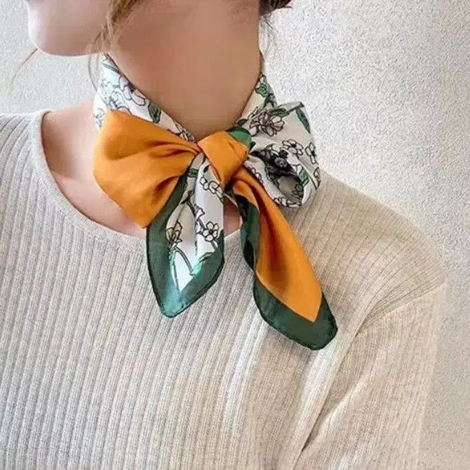 [BUNJANG] Floral Pattern Scarf / 플라워 패턴스카프(새상품)