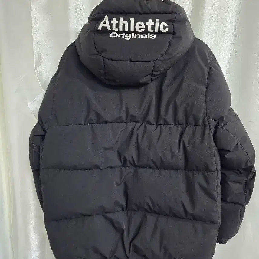 [BUNJANG] Descente Athletic Original Hooded Padded Jacket Black / 데상트 애슬레틱 오리지널 후드 패딩 블랙 (1841)