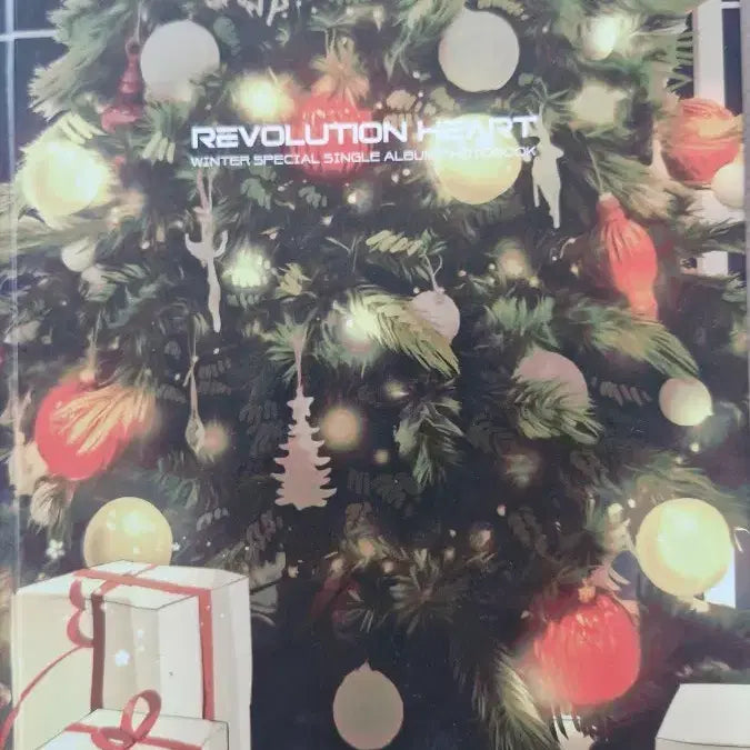 [BUNJANG] Revolution Heart White Snow Falling Photobook / 레볼루션하트 흰눈이 내려와 포토북+인터뷰