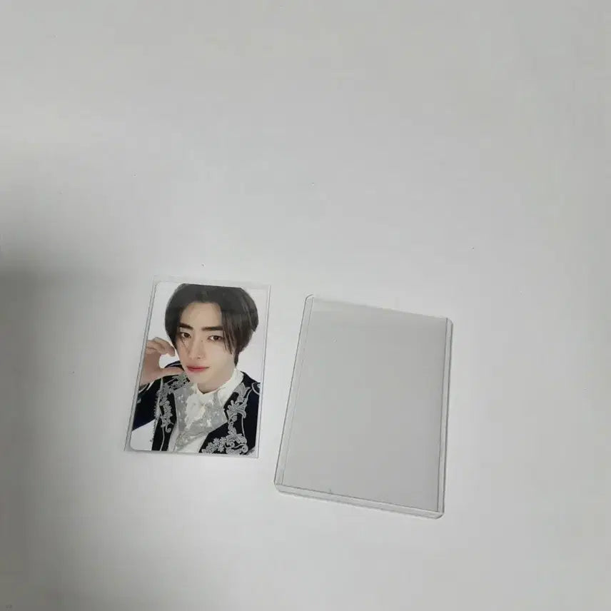 [BUNJANG] Enhypen Sunghoon Photocard / 엔하이픈 성훈 포토카드 (Enhypen Sunghoon)
