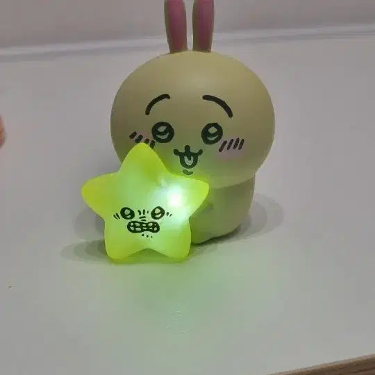 [BUNJANG] Chiikawa Usagi Figure / 치이카와 우사기 피규어