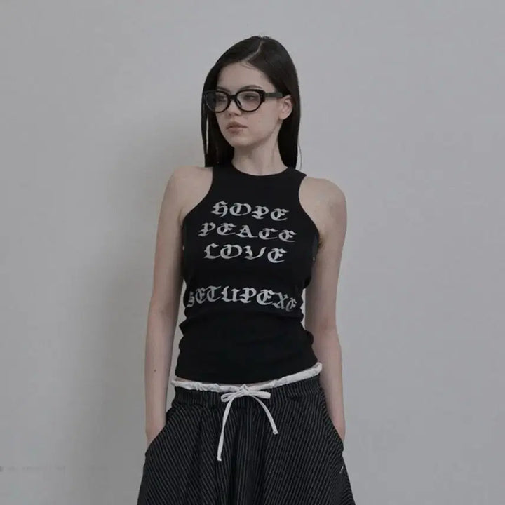 [SOLD OUT] [새 상품] 셋업이엑스이 HOPE PEACE LOVE SL 나시 블랙