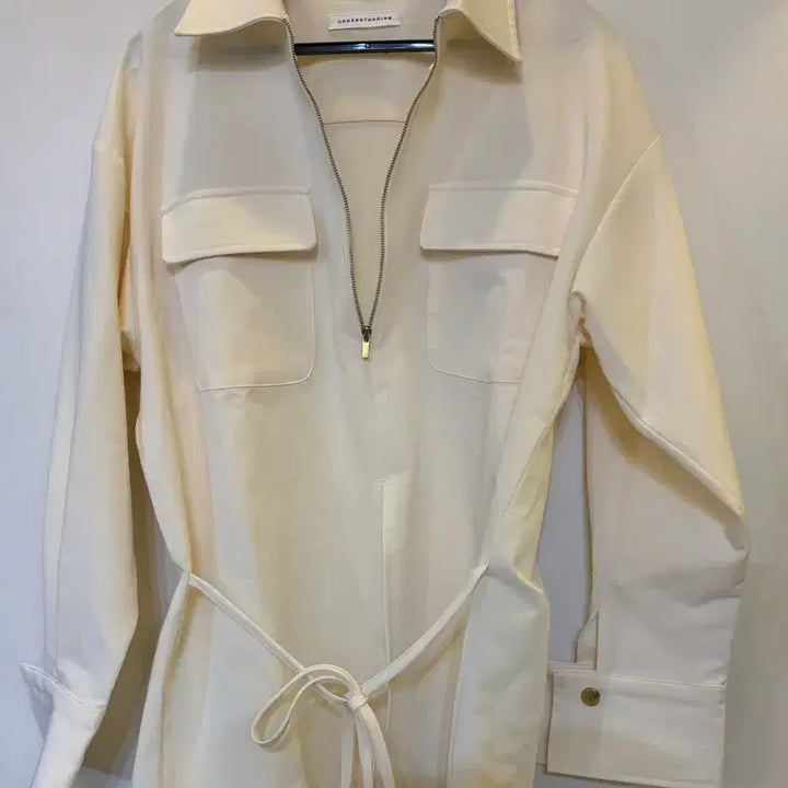 [SOLD OUT] UNDERSTANDING 크림색 셔츠핏 간절기 아우터 F