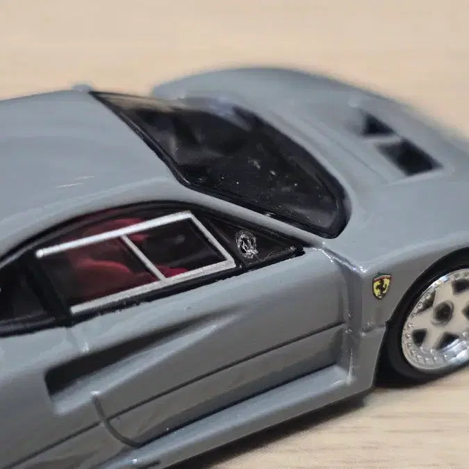 [SOLD OUT] 1:64 스탠스헌터 페라리 F40 LM 그레이 다이캐스트 생산하자품